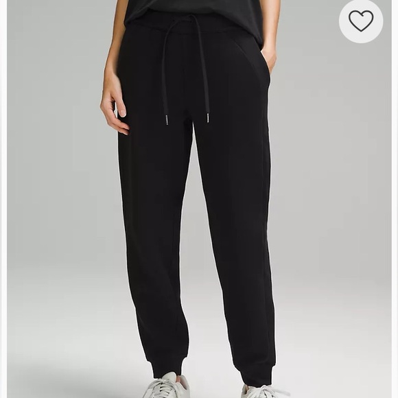 lululemon athletica Pants - Lululemon scuba jogger black size 6